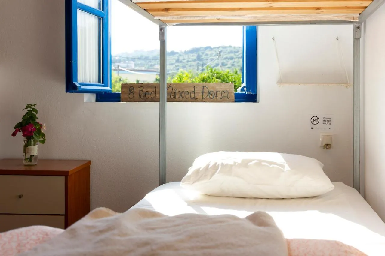 Himara Hostel
