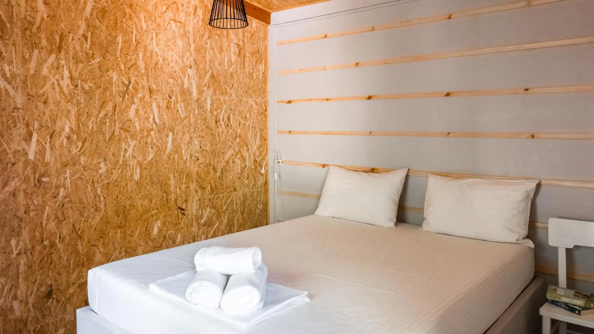 Himara Hostel